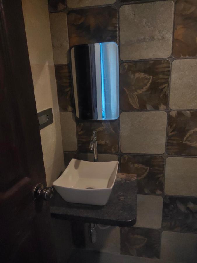 Almond Villa Alībāg Dış mekan fotoğraf