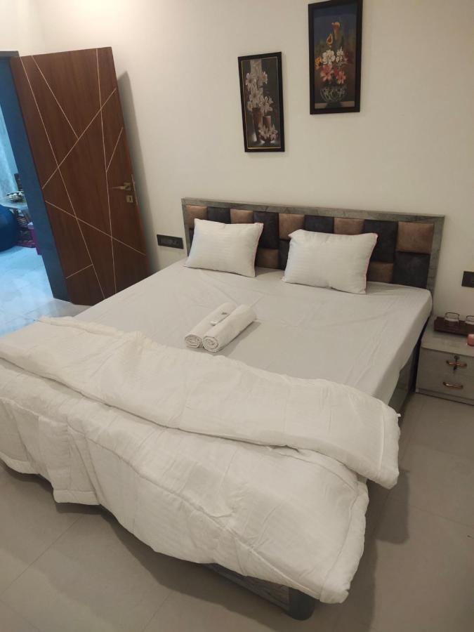 Almond Villa Alībāg Dış mekan fotoğraf